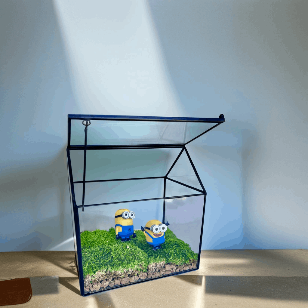 Micro Landscape Minion Pals Mossbox Handmade Glass Terrarium - PlayfulBring the fun and charm of the beloved Minions to your workspace with our "Minion Pals Mossbox," a unique handmade glass terrarium. This delightful desktop accessory